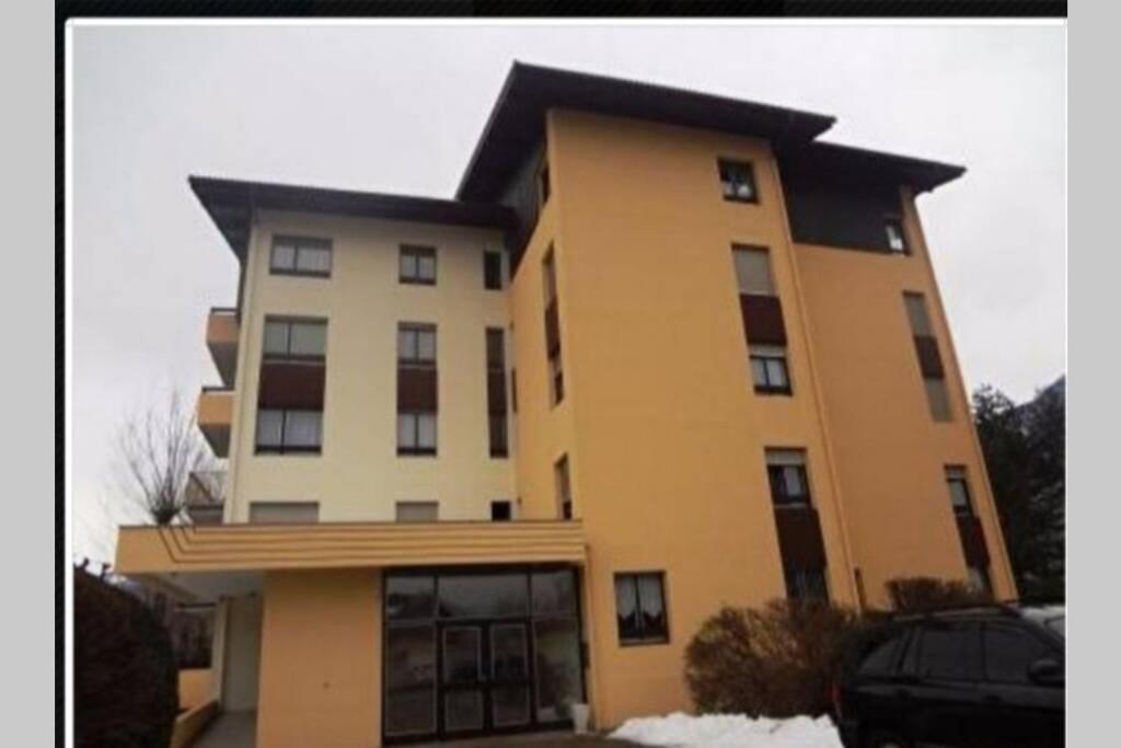 Appartement Meuble Tout Confort Scionzier Exterior foto